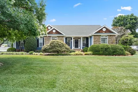 298 Canvasback Rd, Mooresville, NC 28117
