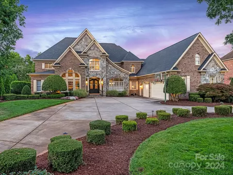 1407 Venetian Way Dr, Waxhaw, NC 28173