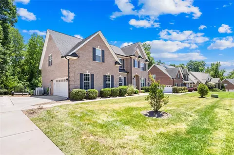 5425 Grayson Ridge Ct, Gastonia, NC 28056