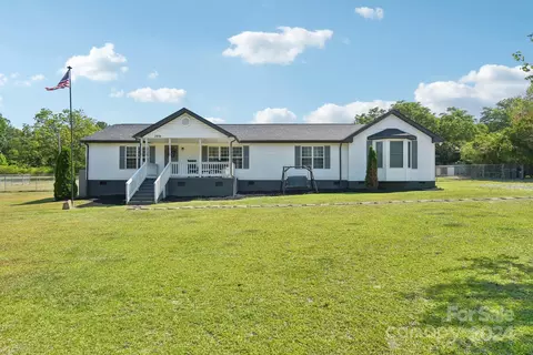 2856 Tuckaway Rd, Rock Hill, SC 29730