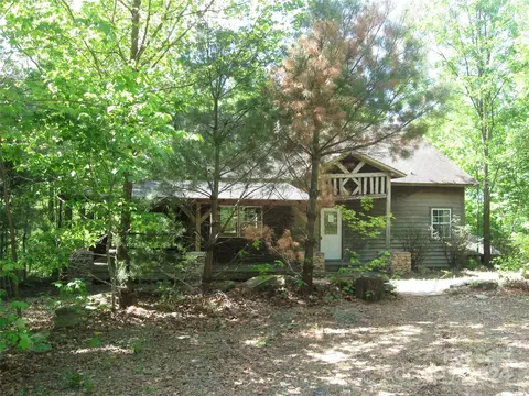 2274 Pounding Mill Trl, Lenoir, NC 28645