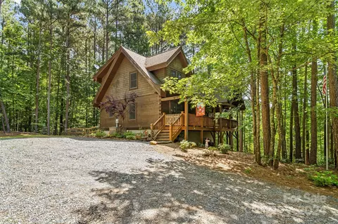 130 Shoal Creek Trl, Nebo, NC 28761
