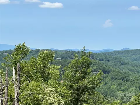373 S Club Blvd, Lake Toxaway, NC 28747