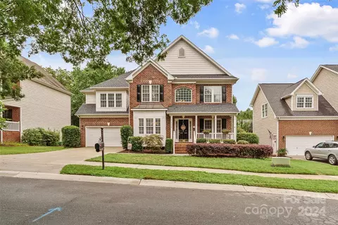 14330 Harvington Dr, Huntersville, NC 28078