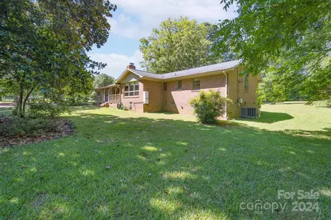 1810 Robin Dr, Lancaster, SC 29720 photo 31