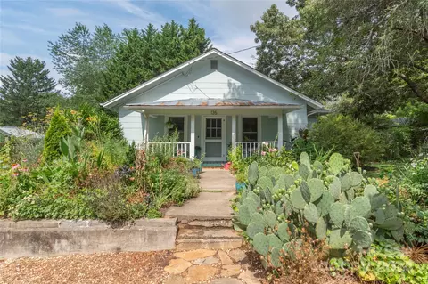 135 Hudson St, Asheville, NC 28806