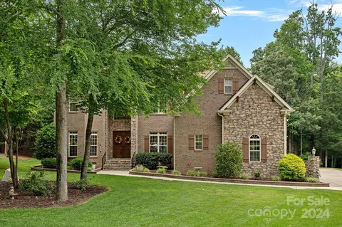125 Elizabeth Brook Dr, Davidson, NC 28036