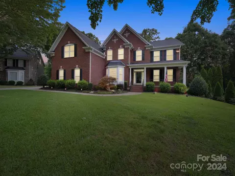 2903 Taviston Dr, Waxhaw, NC 28173