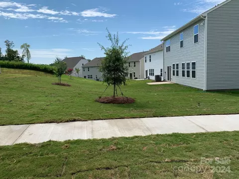 Exterior - 5518 Soft Shell 414 Dr #414, Lancaster, SC 29720 photo 4 of 4