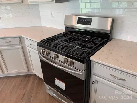 Kitchen - 5518 Soft Shell 414 Dr #414, Lancaster, SC 29720 photo 2 of 3