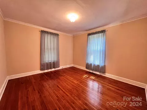 1023 10th St, Kannapolis, NC 28083 photo 9