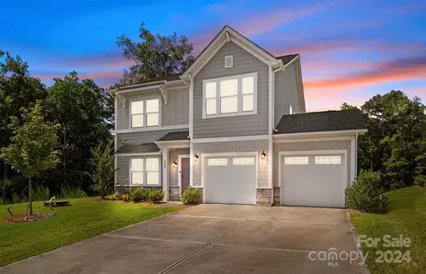 242 Old Harbor Dr, Mount Gilead, NC 27306