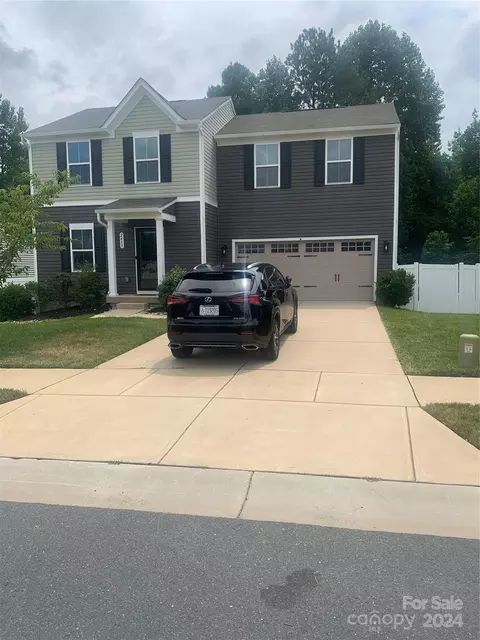 2439 SE Willow Pond Se Ln SE, Concord, NC 28025