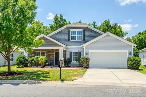 1819 Yellow Daisy Dr, Matthews, NC 28104