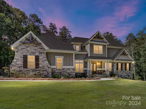 7260 Savannah Ct, Denver, NC 28037
