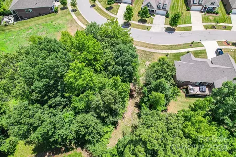 2917 Santiago Cir, Monroe, NC 28110 photo 4