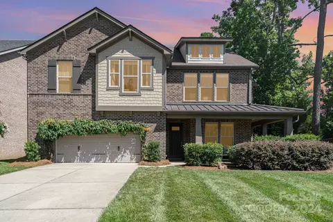 104 Smithfield Dr, Charlotte, NC 28270