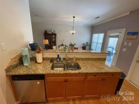Kitchen - 1119 Central Park Cir, Davidson, NC 28036 photo 3 of 4