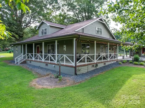 32283 Austin Rd # -B, New London, NC 28127