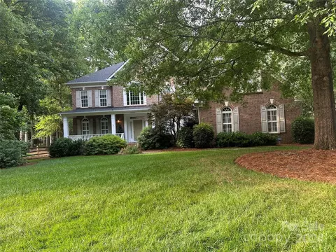 12689 Overlook Mountain Dr, Charlotte, NC 28216