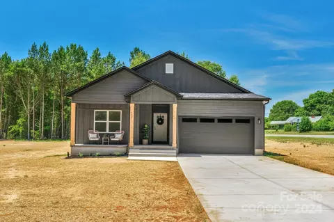 1257 Burris Blvd, Lincolnton, NC 28092
