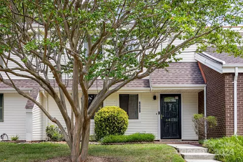 8409 Ramath Dr, Charlotte, NC 28211