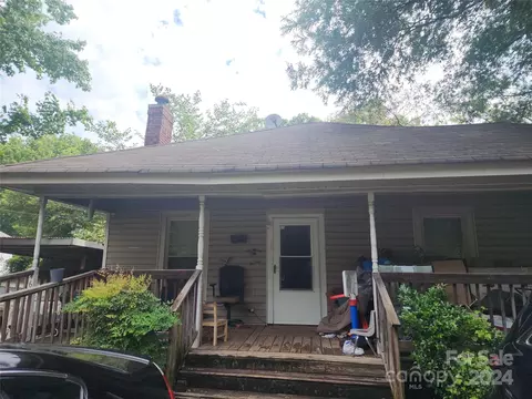 4616 Hovis Rd, Charlotte, NC 28208