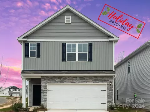 7105 Stoney Wood Ln, Charlotte, NC 28215