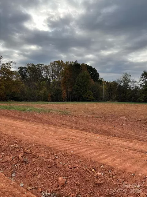 000001 Beatties Ford Rd, Huntersville, NC 28078