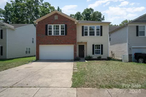8504 Rockmoor Ridge Rd, Charlotte, NC 28215