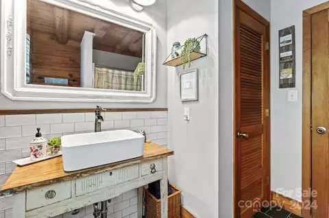 Bath - 2440 Sloop Rd, Mount Ulla, NC 28125 photo 1 of 3