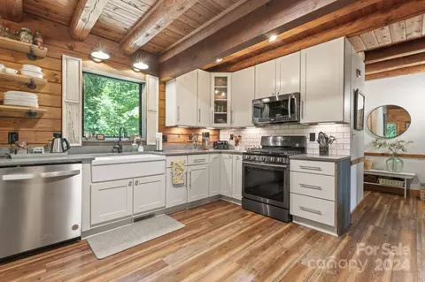 Kitchen - 2440 Sloop Rd, Mount Ulla, NC 28125 photo 2 of 4