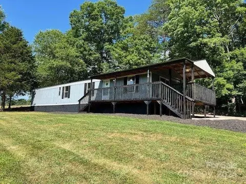 4916 Ponderosa Rd, Morganton, NC 28655