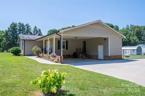 4435 Hickory Grove Rd, Gastonia, NC 28056