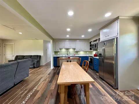 Kitchen - 331 Cooper Rd, Vale, NC 28168 photo 2 of 4