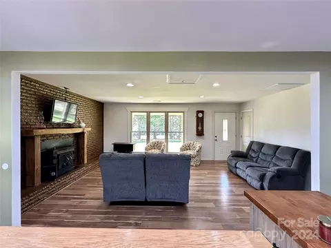 Living - 331 Cooper Rd, Vale, NC 28168 photo 1 of 4