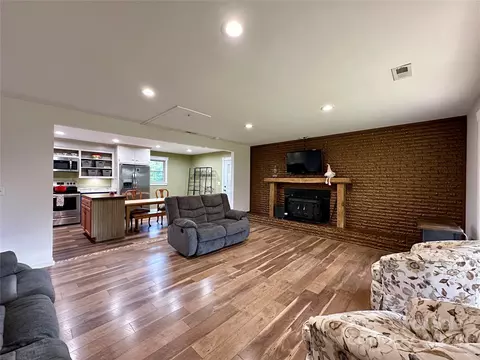 Living - 331 Cooper Rd, Vale, NC 28168 photo 2 of 4