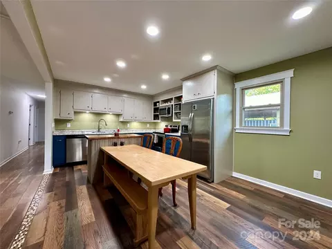Kitchen - 331 Cooper Rd, Vale, NC 28168 photo 3 of 4