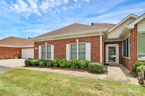 8264 Windsor Ridge Dr, Charlotte, NC 28277