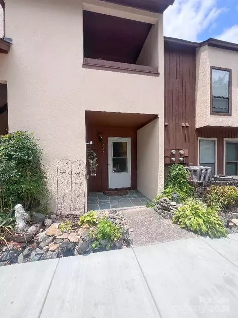 7354 Winery Ln, Charlotte, NC 28227