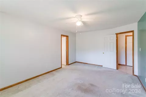 179 Fowler Ln, Clyde, NC 28721 photo 10