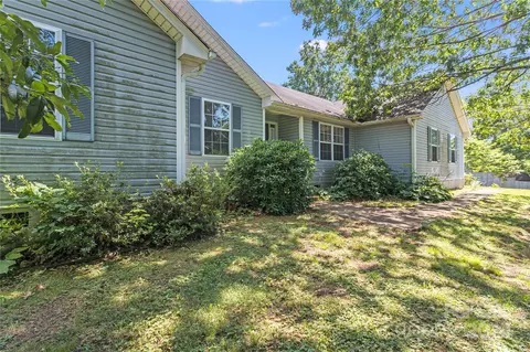 179 Fowler Ln, Clyde, NC 28721 photo 22