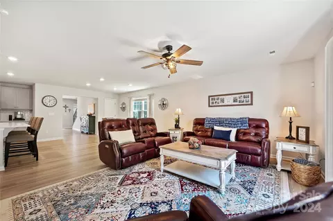 3176 Treyson Dr, Denver, NC 28037 photo 9