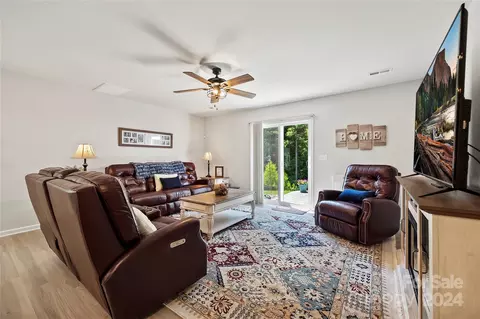 3176 Treyson Dr, Denver, NC 28037 photo 8