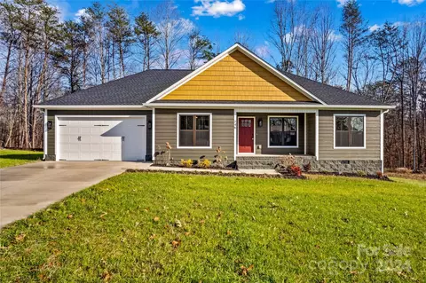 746 Whites Farm Rd, Statesville, NC 28625