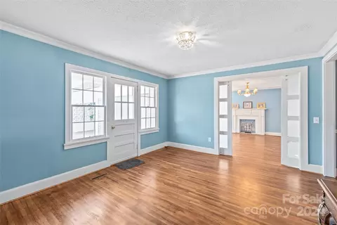 Living - 1308 Concord Ave, Monroe, NC 28110 photo 1 of 7