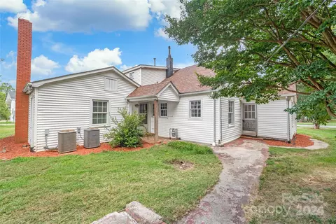 Exterior - 1308 Concord Ave, Monroe, NC 28110 photo 5 of 5