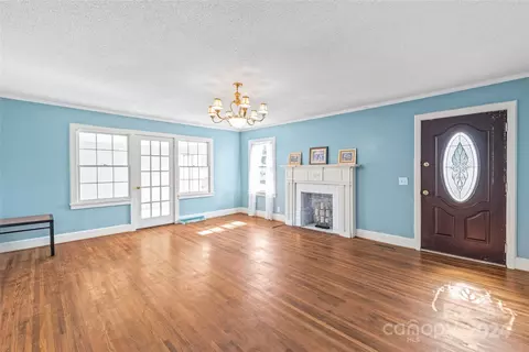 Living - 1308 Concord Ave, Monroe, NC 28110 photo 5 of 7