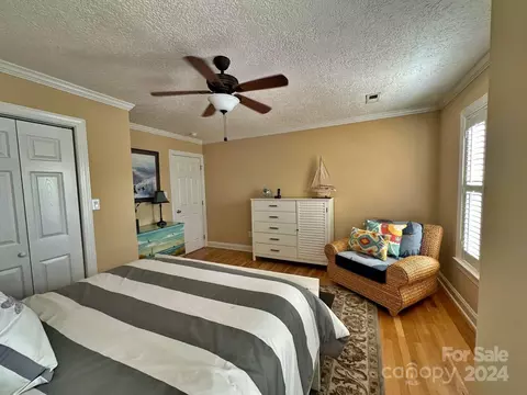 2016 Talbot Ln, Hickory, NC 28602 photo 16