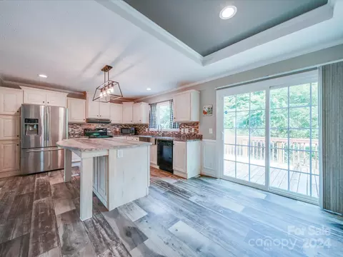 Kitchen - 291 Whitworth Rd, Clover, SC 29710 photo 3 of 7